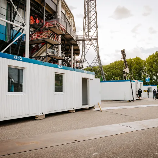 units de Kuip DI-RECT